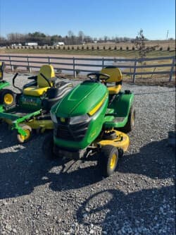 Image of John Deere X300 equipment image 2