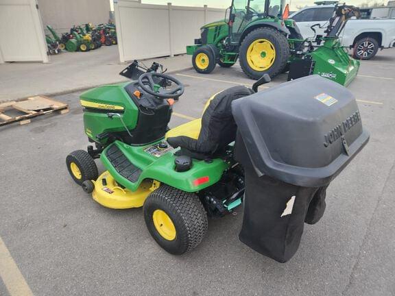 Image of John Deere X300 equipment image 2