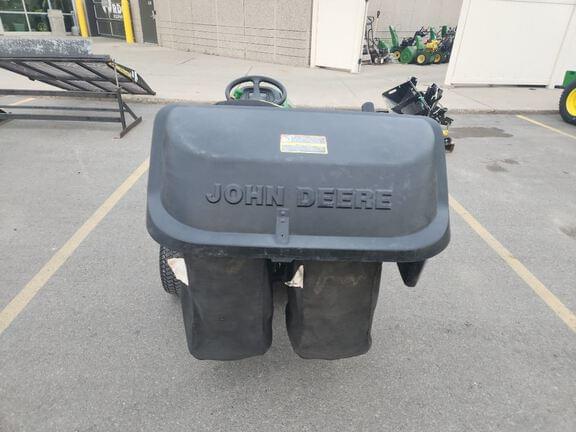Image of John Deere X300 equipment image 3