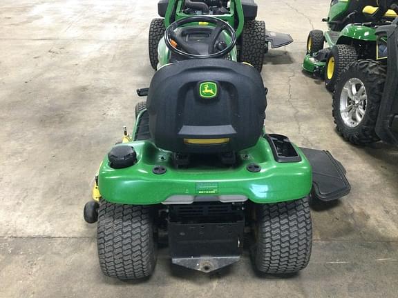 Image of John Deere X300 equipment image 3