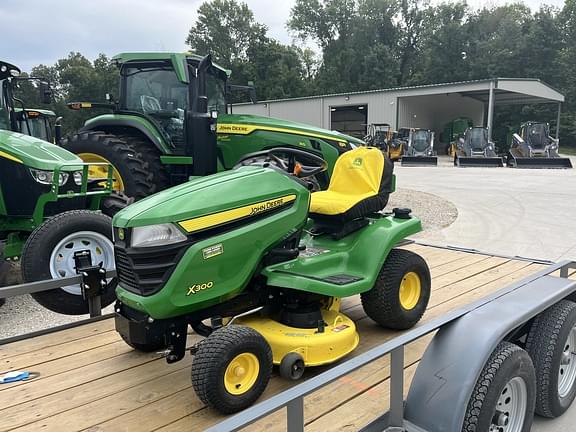 Image of John Deere X300 equipment image 2