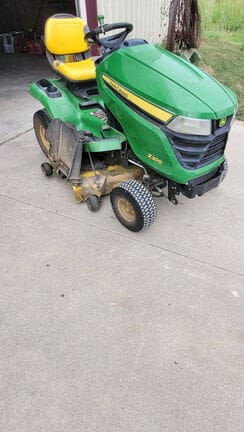 2014 John Deere X300 Equipment Image0