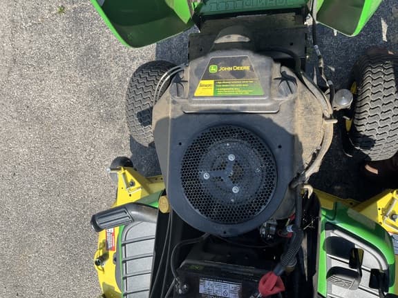 Image of John Deere X300 equipment image 3