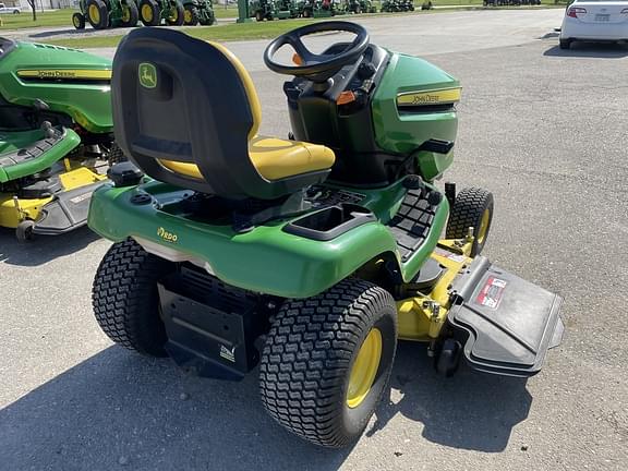 Image of John Deere X300 equipment image 4