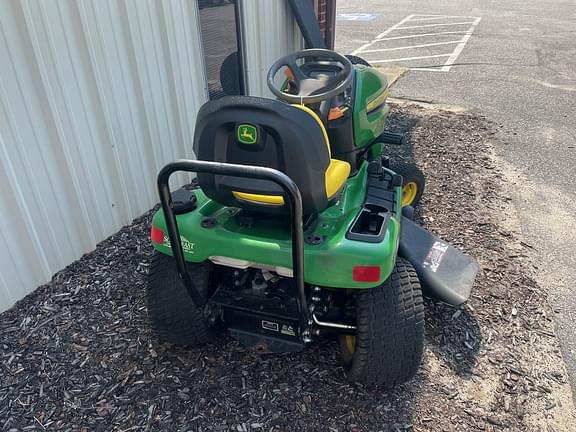 Image of John Deere X304 equipment image 3