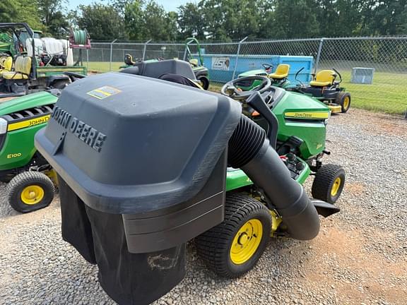 Image of John Deere X304 equipment image 3