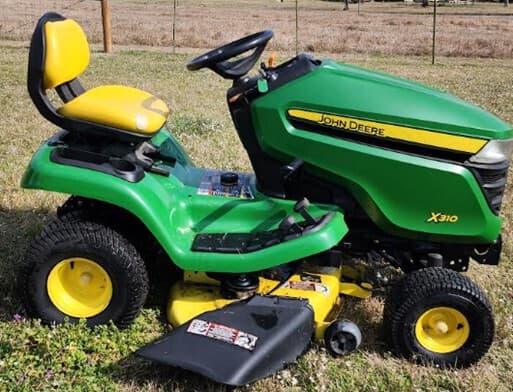 Image of John Deere X310 equipment image 3