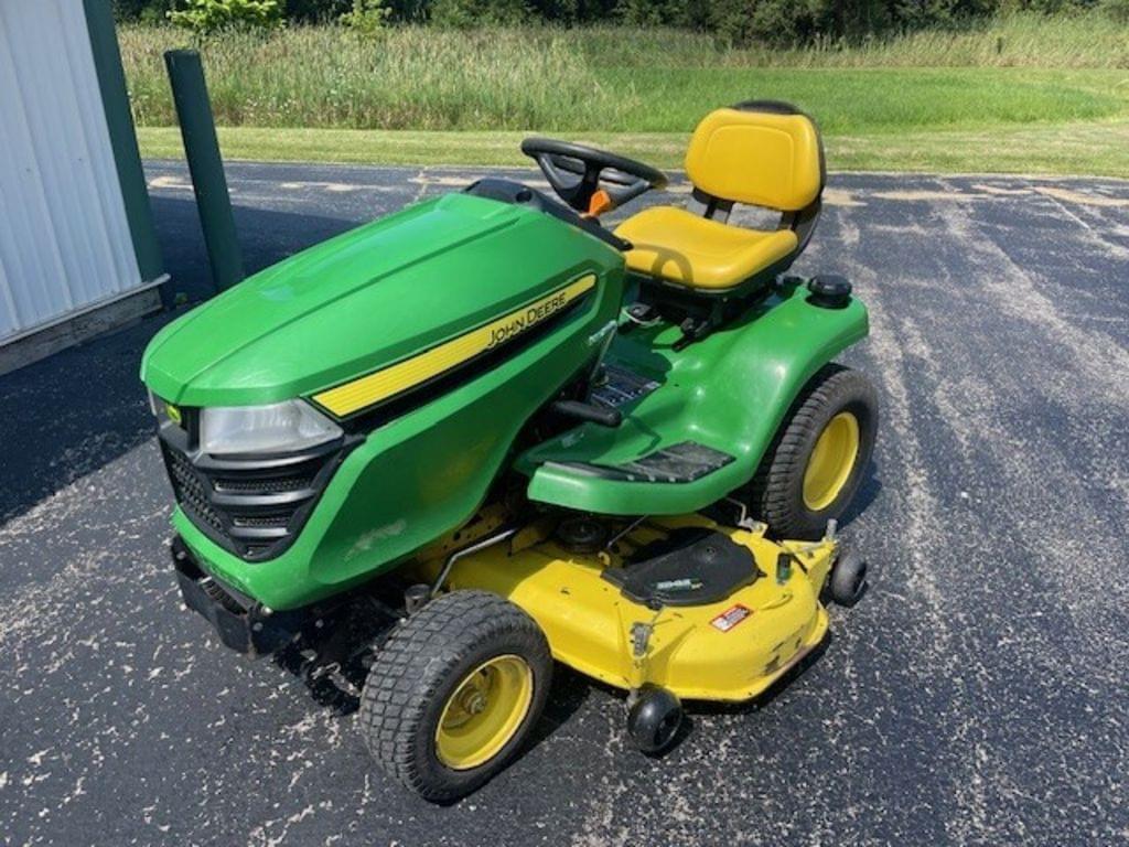 Image of John Deere X320 Primary image