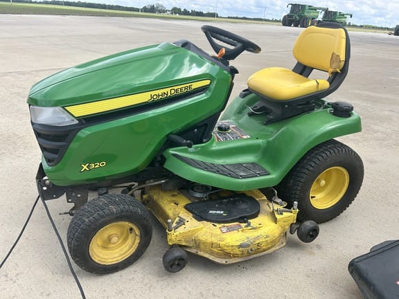 Main image John Deere X320
