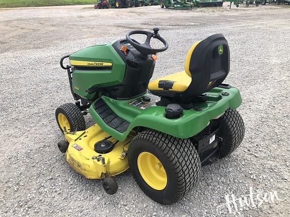 Image of John Deere X320 equipment image 3