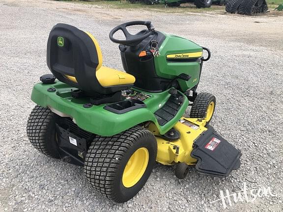 Image of John Deere X320 equipment image 4