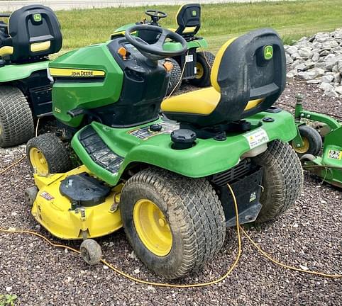 Image of John Deere X320 equipment image 1