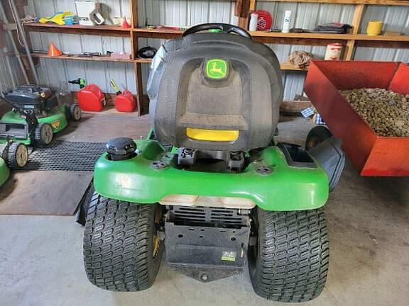 Image of John Deere X320 equipment image 3