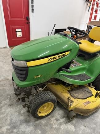 Image of John Deere X320 equipment image 2
