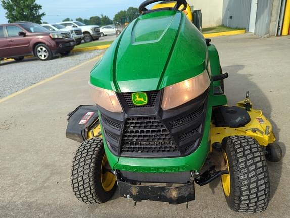 Image of John Deere X320 equipment image 4
