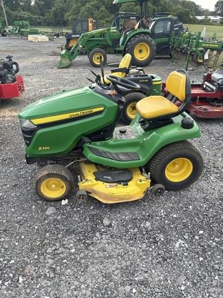 2014 John Deere X320 Equipment Image0