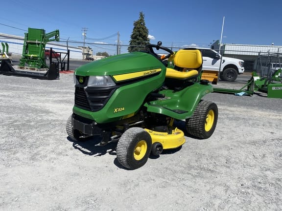 2014 John Deere X324 Equipment Image0