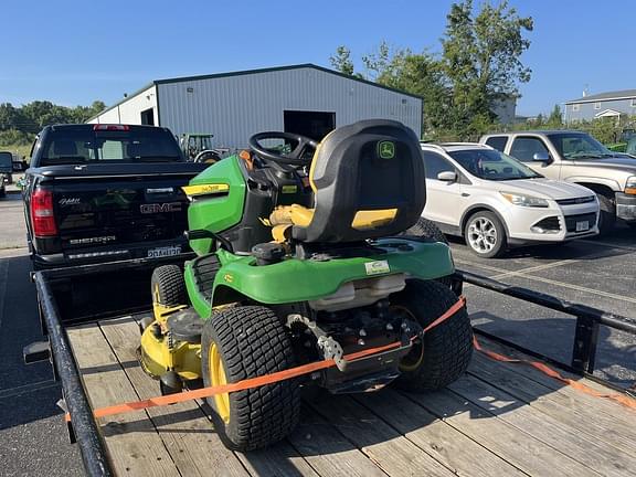 Image of John Deere X324 equipment image 2