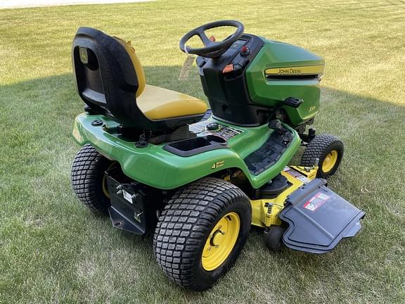 Image of John Deere X324 equipment image 2