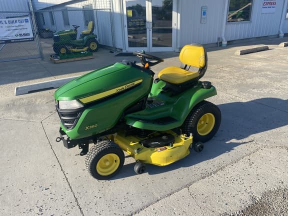 Image of John Deere X360 equipment image 1