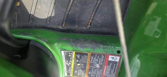 Image of John Deere X500 equipment image 3