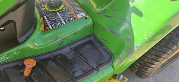 Image of John Deere X500 equipment image 4