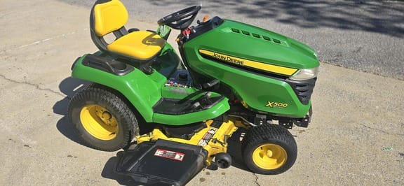 2014 John Deere X500 Equipment Image0