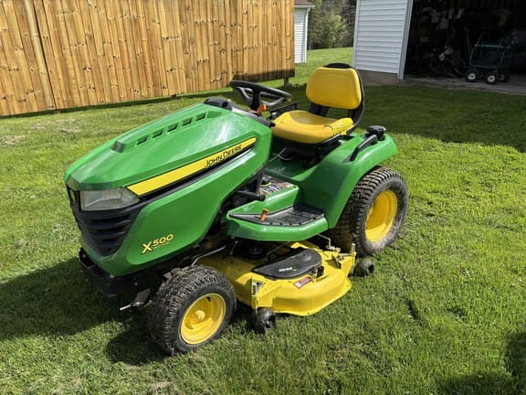 2014 John Deere X500 Equipment Image0