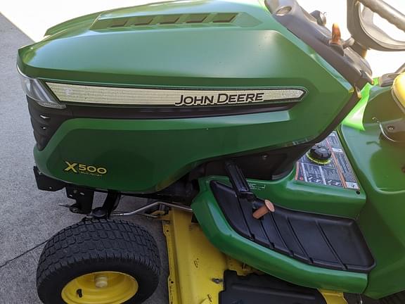 Image of John Deere X500 equipment image 3