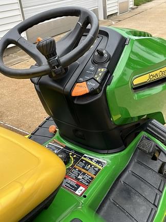 Image of John Deere X530 equipment image 3