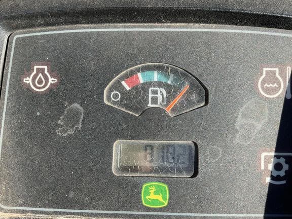 Image of John Deere X530 equipment image 4