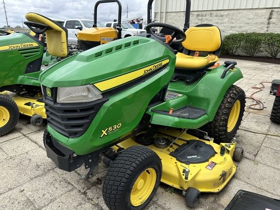 Main image John Deere X530
