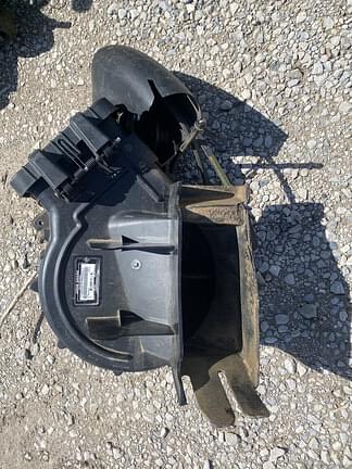 Image of John Deere X530 equipment image 4