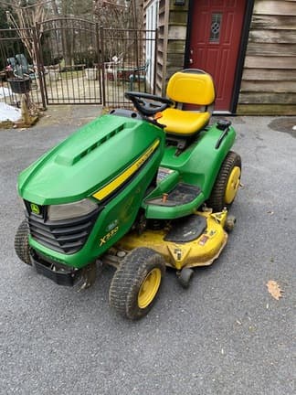 Main image John Deere X530