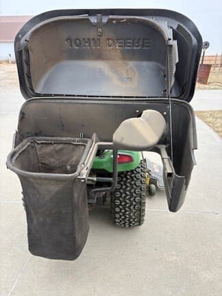 Image of John Deere X530 equipment image 3