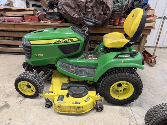 2014 John Deere X530 Equipment Image0