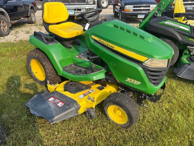Image of John Deere X530 equipment image 2