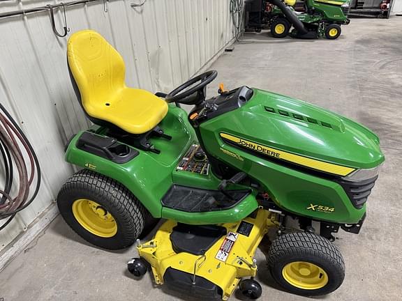 Image of John Deere X534 equipment image 1