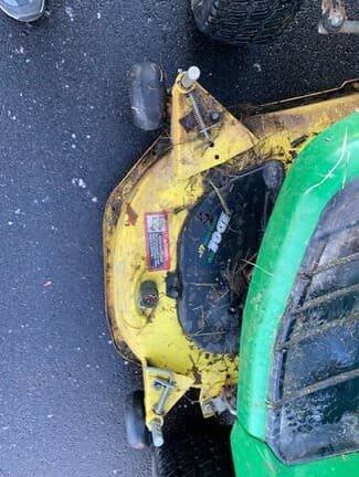 Image of John Deere X534 equipment image 3