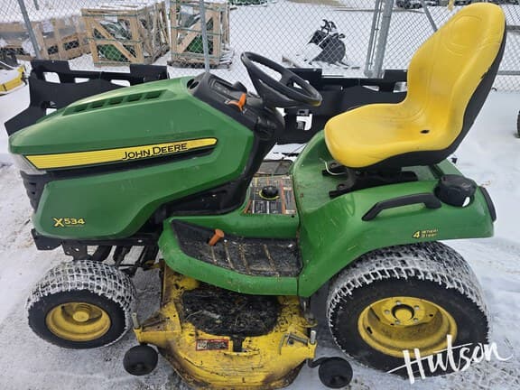 Image of John Deere X534 equipment image 3