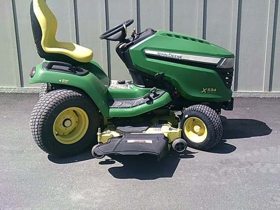 Image of John Deere X534 equipment image 1