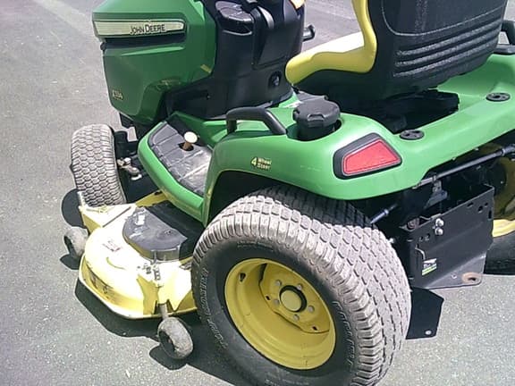 Image of John Deere X534 equipment image 4