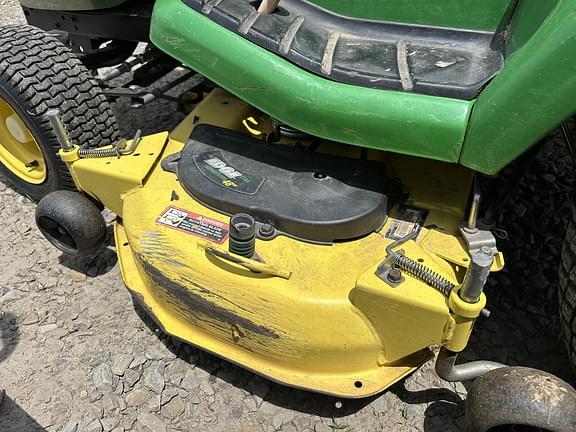 Image of John Deere X534 equipment image 4