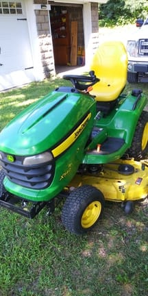 2014 John Deere X540 Equipment Image0