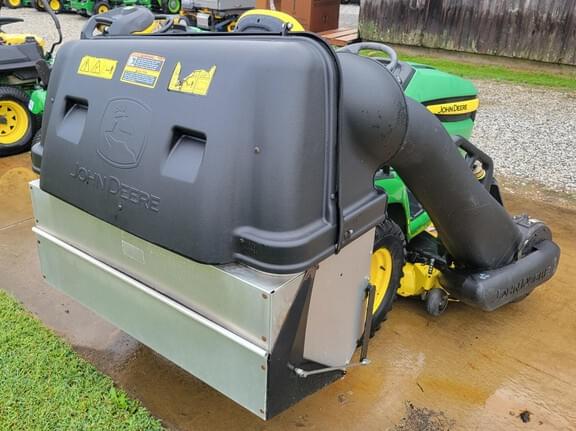 Image of John Deere X540 equipment image 3