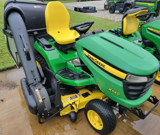 Image of John Deere X540 equipment image 1