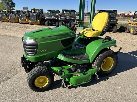 Image of John Deere X710 Primary image