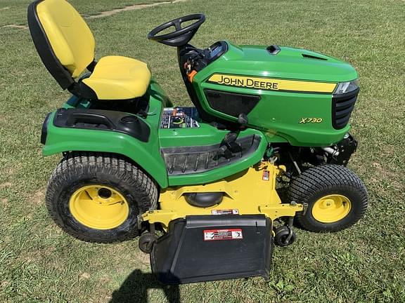 Image of John Deere X730 Primary image