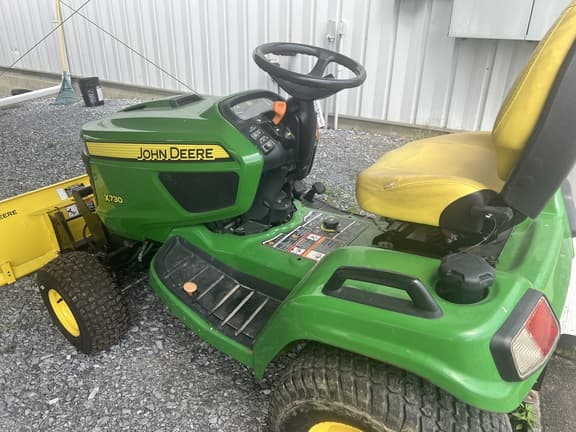 Image of John Deere X730 equipment image 2