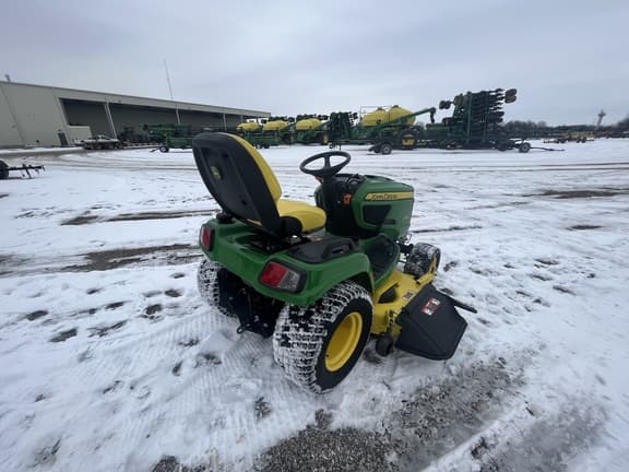 Image of John Deere X730 equipment image 4